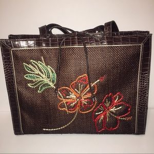 Liz Claiborne Embroidered Bag - Brown